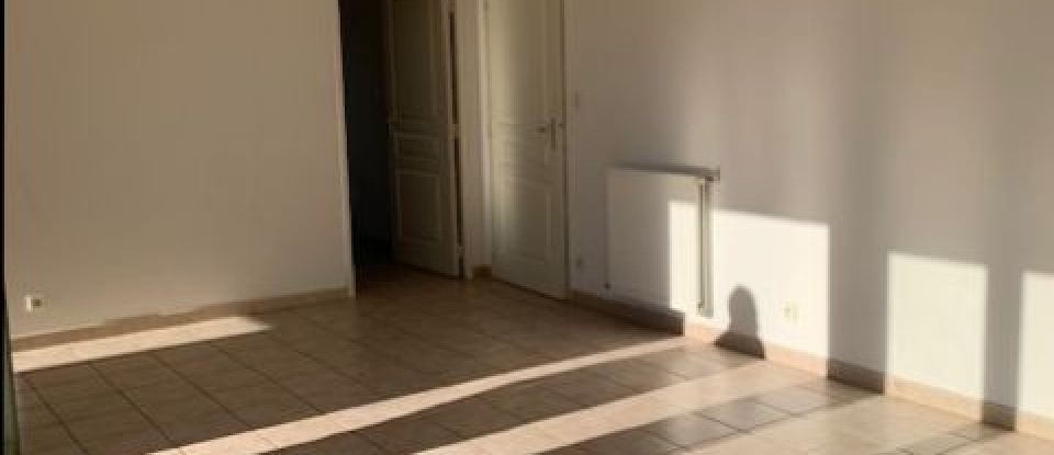 Apartment 4 rooms of 78 m² in Vergèze (30310)