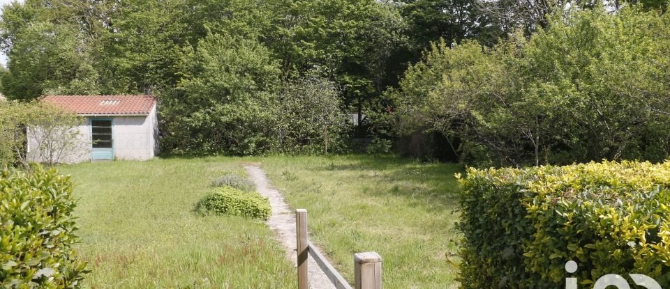 Maison 4 pièces de 80 m² à La Boissière-des-Landes (85430)