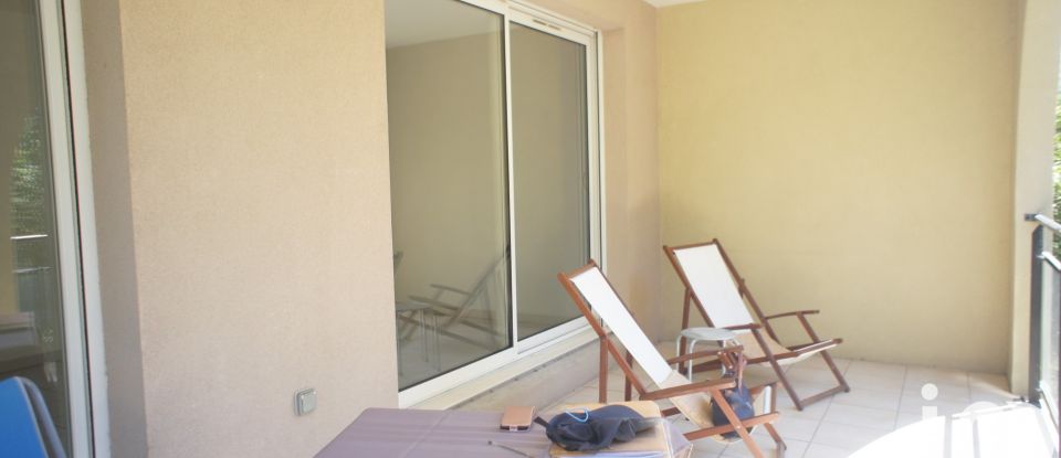 Apartment 3 rooms of 62 m² in Aix-en-Provence (13090)