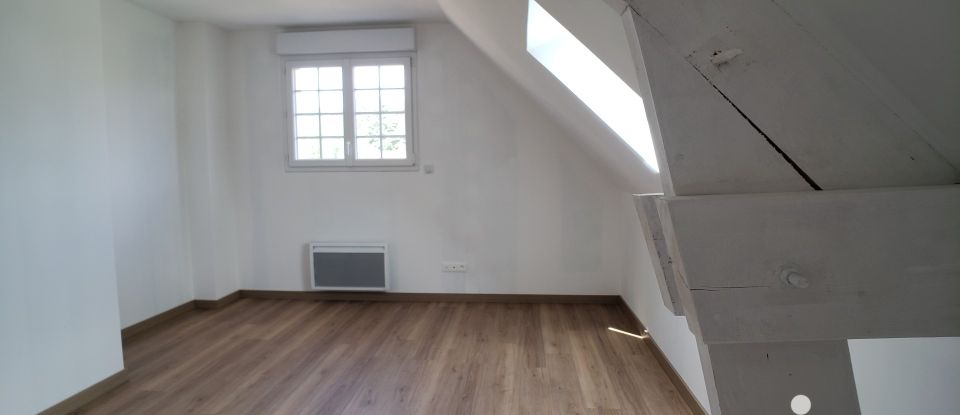 Maison 9 pièces de 266 m² à Montfort-le-Gesnois (72450)