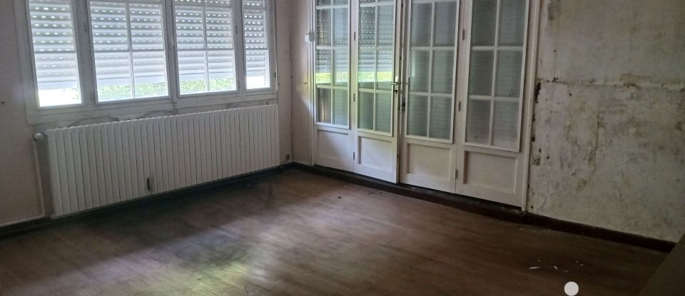 Maison traditionnelle 4 pièces de 110 m² à Usson-du-Poitou (86350)