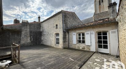 Building in Celles-sur-Belle (79370) of 350 m²