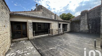 Building in Celles-sur-Belle (79370) of 350 m²