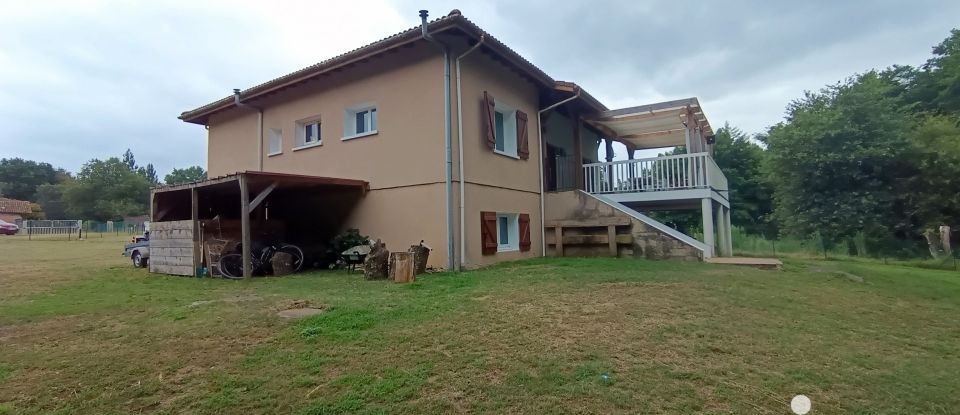 House 9 rooms of 227 m² in Geloux (40090)