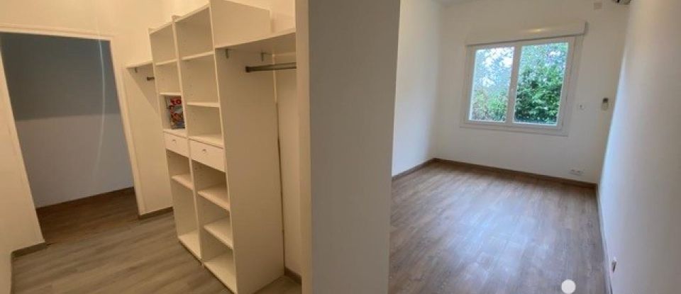 Maison 6 pièces de 500 m² à Saint-Nicolas-de-la-Grave (82210)