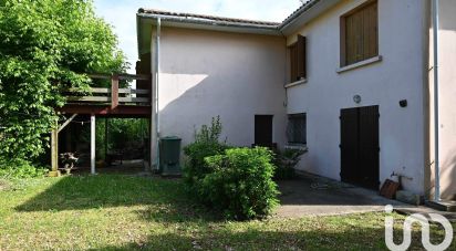 Traditional house 5 rooms of 108 m² in Pessac (33600)