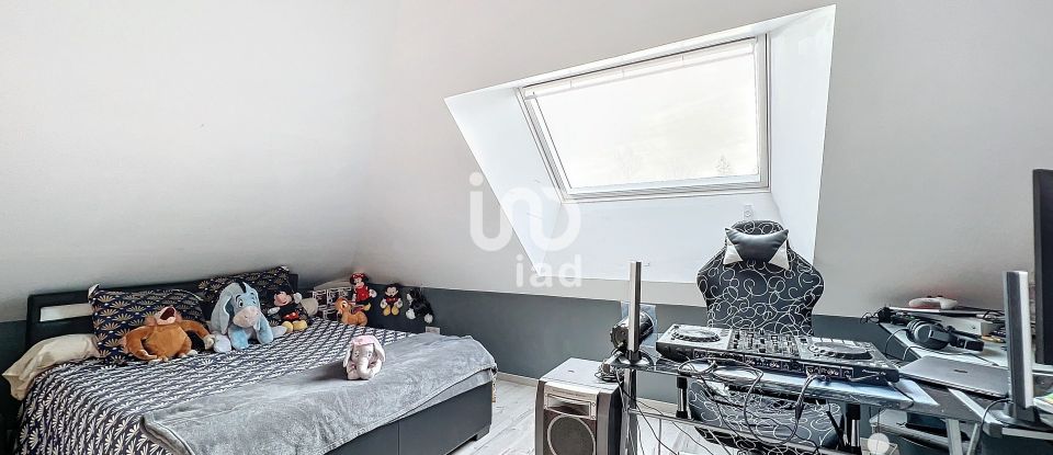 Pavilion 7 rooms of 170 m² in Saint-Florentin (89600)