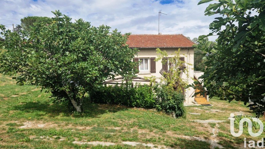 Traditional house 6 rooms of 140 m² in Moissac (82200)