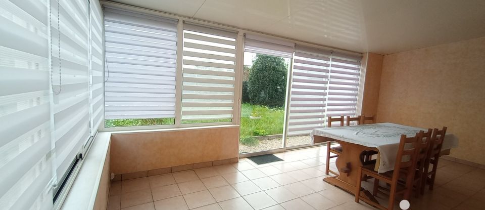 Maison traditionnelle 3 pièces de 92 m² à Lampaul-Guimiliau (29400)