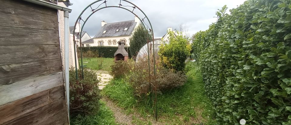 Maison traditionnelle 3 pièces de 92 m² à Lampaul-Guimiliau (29400)