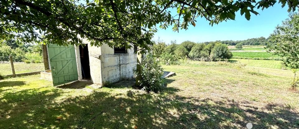 Land of 5,400 m² in Soulignonne (17250)