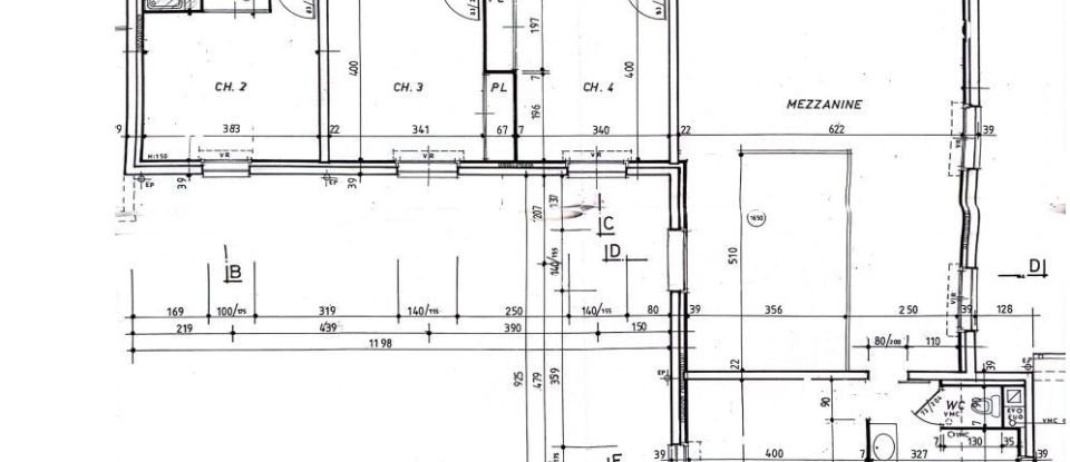 Maison 9 pièces de 274 m² à Verrières (86410)