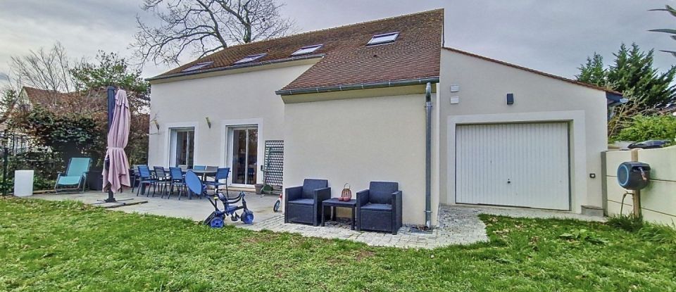 Maison 4 pièces de 123 m² à Aubergenville (78410)