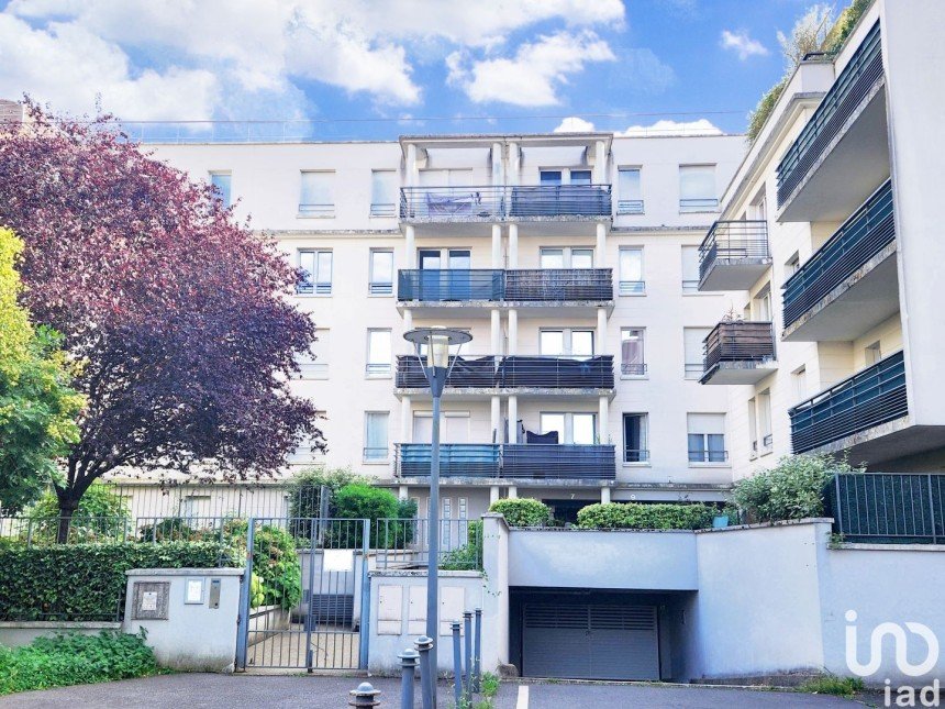 Appartement 2 pièces de 44 m² à Cergy (95800)