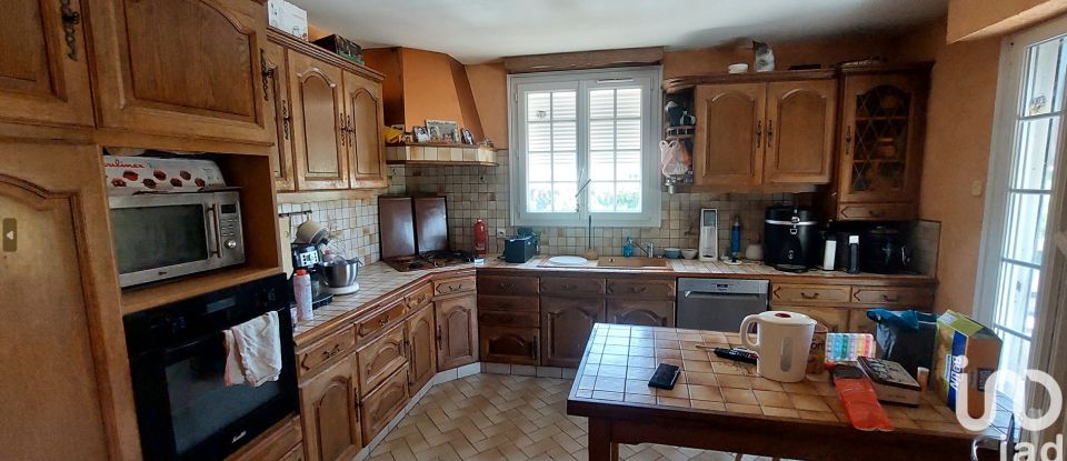 Maison 5 pièces de 97 m² à Chantonnay (85110)