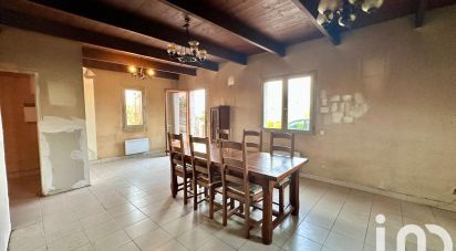 House 3 rooms of 60 m² in Val d'Arcomie (15320)