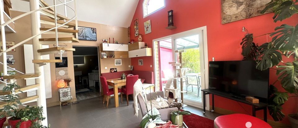 House 4 rooms of 98 m² in Lisieux (14100)