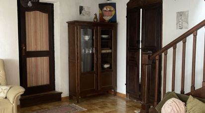 House 4 rooms of 102 m² in Asson (64800)