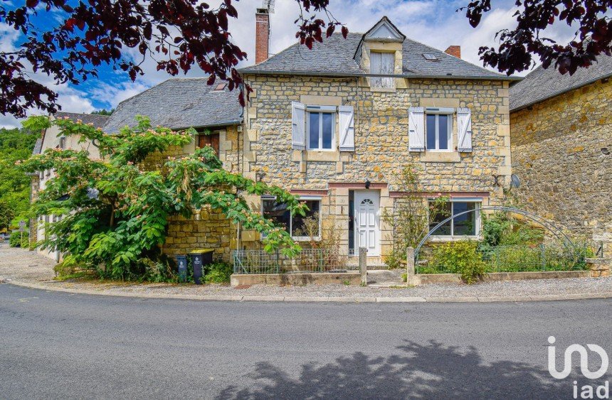 House 4 rooms of 93 m² in Perpezac-le-Blanc (19310)