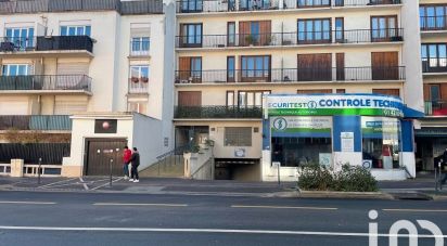 Parking of 13 m² in Colombes (92700)