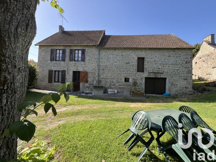 Country house 4 rooms of 90 m² in Magnat-l'Étrange (23260)