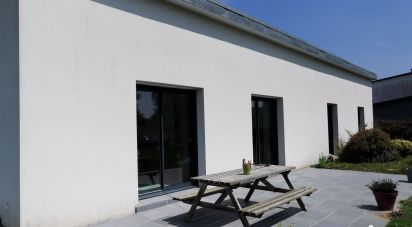 House 4 rooms of 141 m² in Plouëc-du-Trieux (22260)