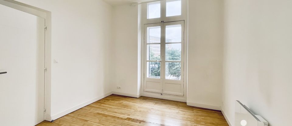 Apartment 4 rooms of 79 m² in Nantes (44000)