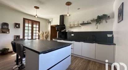 Maison traditionnelle 5 pièces de 178 m² à Saint-Étienne-de-Fougères (47380)