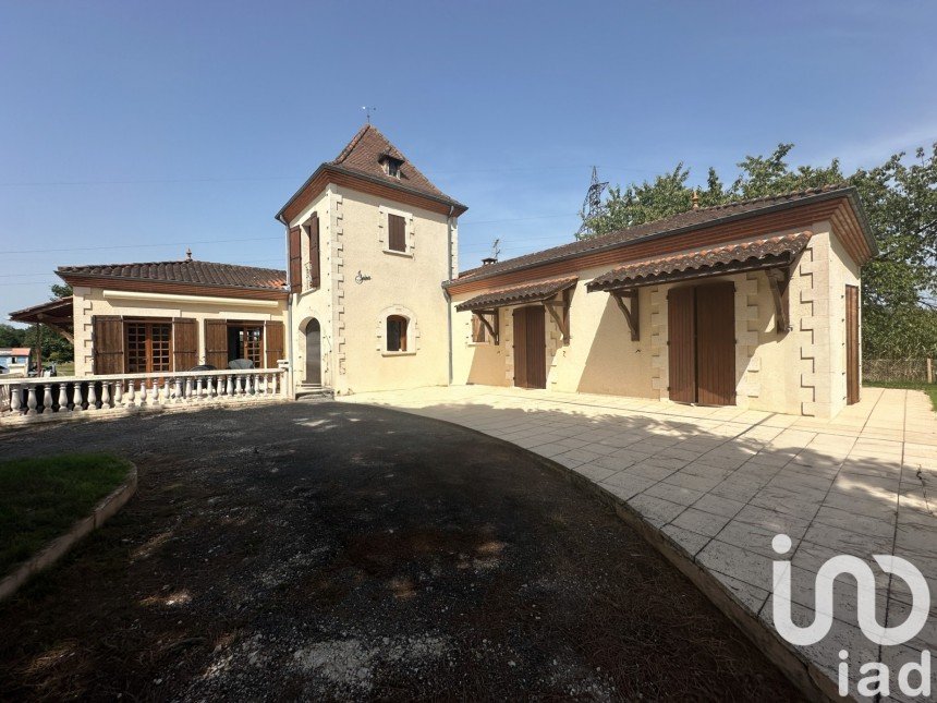 Traditional house 5 rooms of 178 m² in Saint-Étienne-de-Fougères (47380)