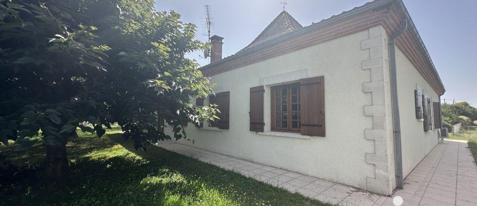 Traditional house 5 rooms of 178 m² in Saint-Étienne-de-Fougères (47380)