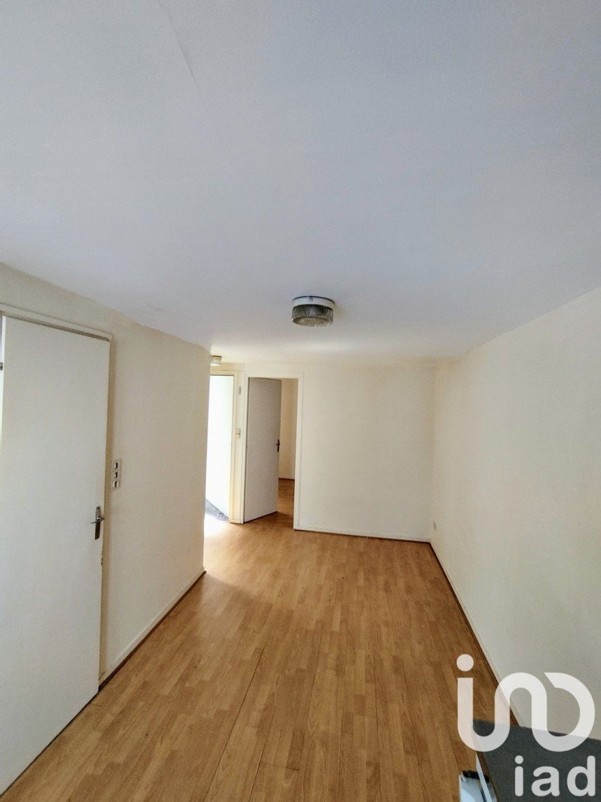 Appartement 1 pièce de 29 m² à La Roche-sur-Yon (85000)