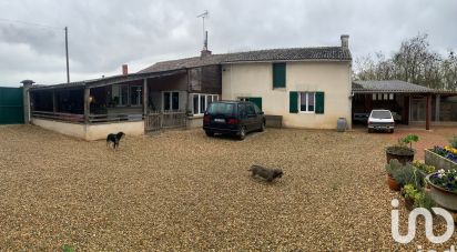 Country house 6 rooms of 250 m² in Saint-Jean-de-Sauves (86330)