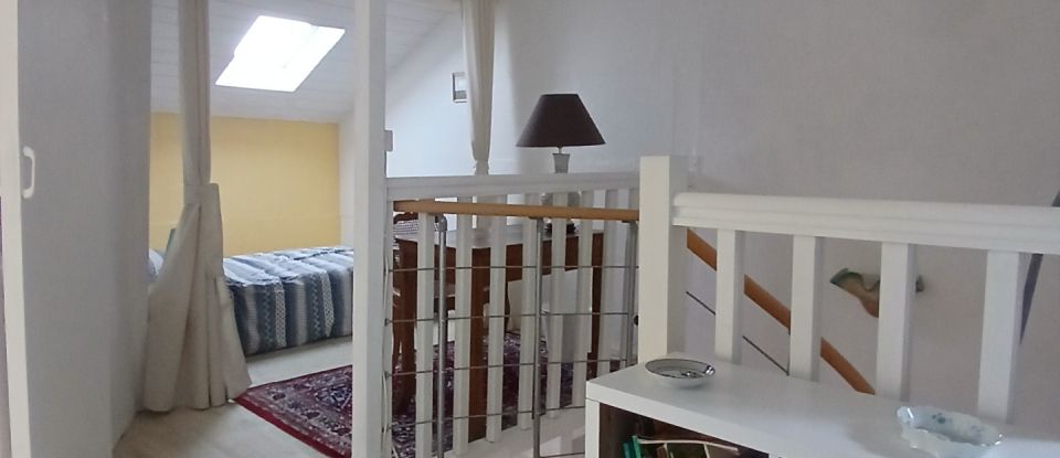 Maison 6 pièces de 132 m² à Douelle (46140)