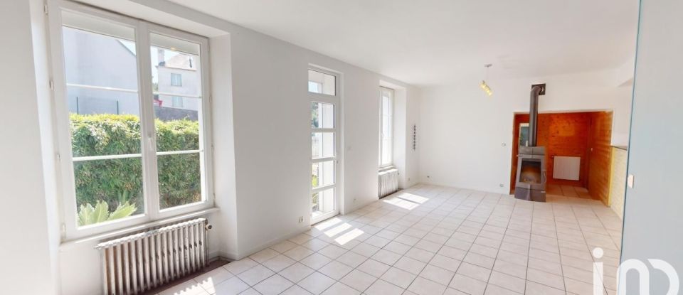 Maison 6 pièces de 115 m² à Quimper (29000)