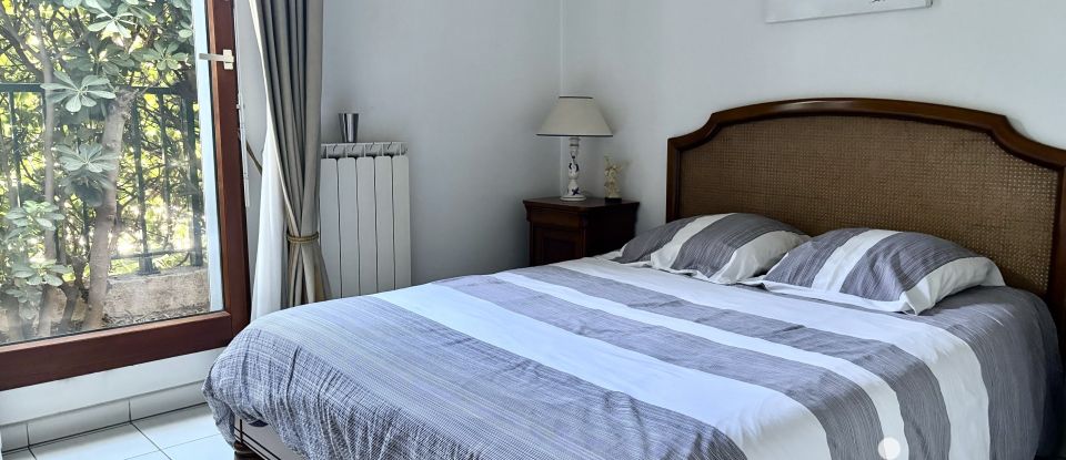 Appartement 2 pièces de 72 m² à Hyères (83400)