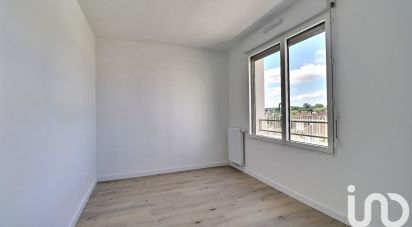 Apartment 4 rooms of 84 m² in Villenave-d'Ornon (33140)