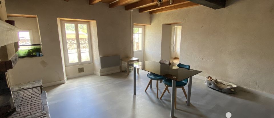 Village house 4 rooms of 90 m² in Le Boupère (85510)