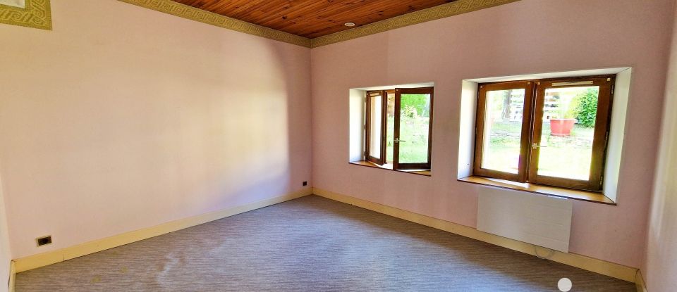 Village house 8 rooms of 180 m² in Anteuil (25340)