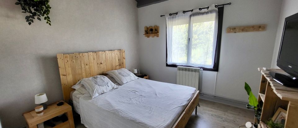 Pavilion 7 rooms of 245 m² in Andilly (17230)