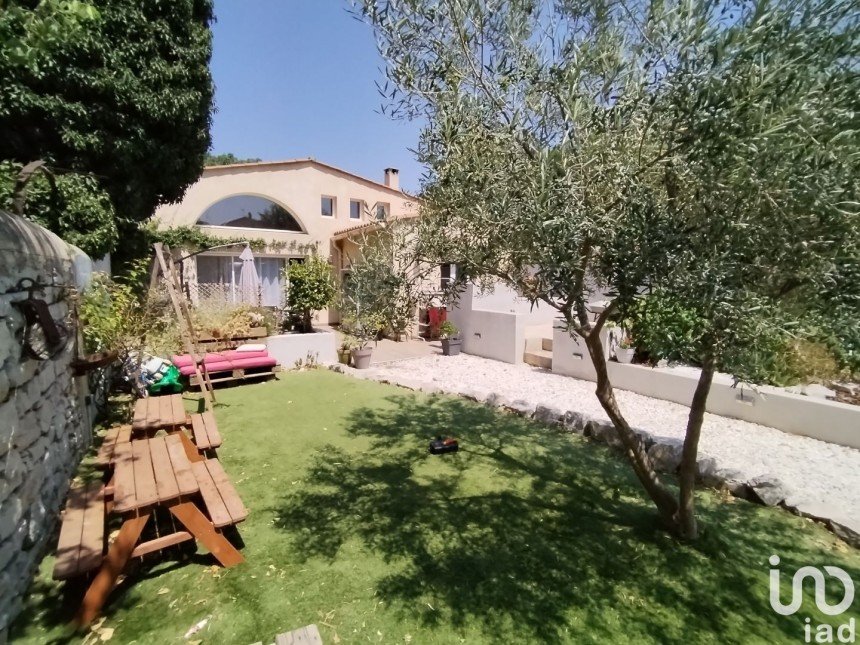 House 7 rooms of 180 m² in Cournonterral (34660)