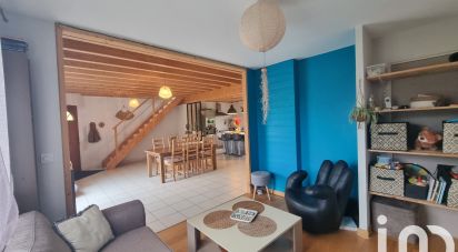 Maison 7 pièces de 179 m² à Quilly (44750)