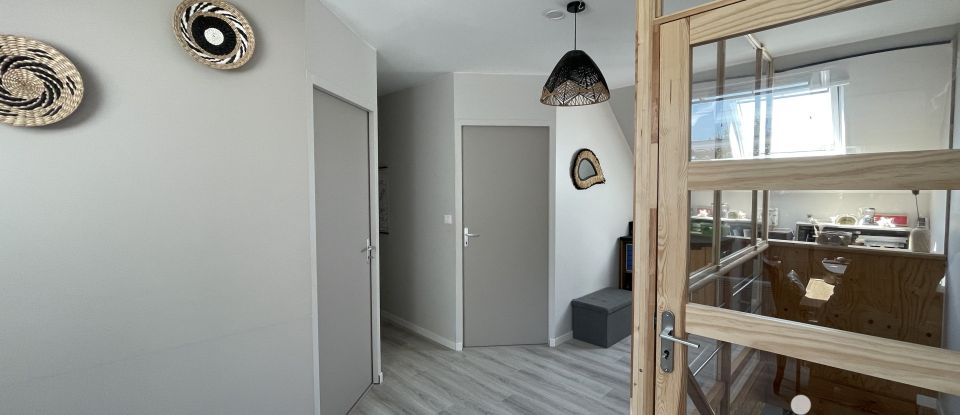 Maison 7 pièces de 179 m² à Quilly (44750)