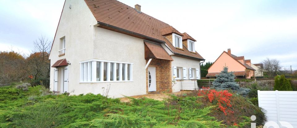 Traditional house 7 rooms of 148 m² in Saint-Maurice-Montcouronne (91530)