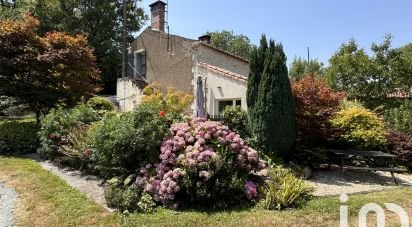 Maison 6 pièces de 152 m² à Vouvant (85120)