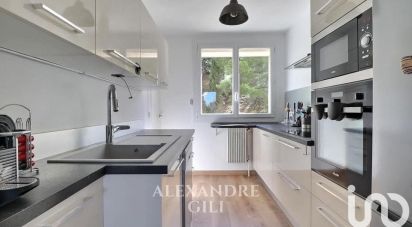 Appartement 5 pièces de 81 m² à Marseille (13009)