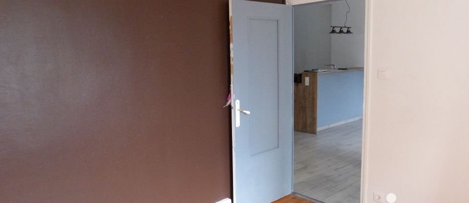 Appartement 3 pièces de 57 m² à Le Puy-en-Velay (43000)