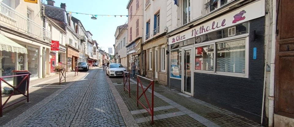 Brasserie-type bar of 200 m² in Bourbonne-les-Bains (52400)