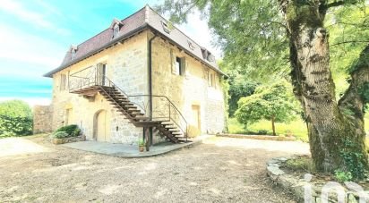 Traditional house 5 rooms of 202 m² in Prudhomat (46130)