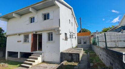 House 12 rooms of 245 m² in Le Tampon (97430)