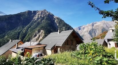 House 4 rooms of 130 m² in LES DEUX-ALPES (38860)